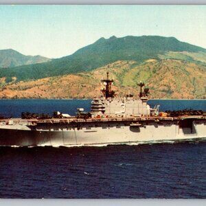 Postcard  Unposted Warships [Assorted] Lot of 8 Historic Collection #1174